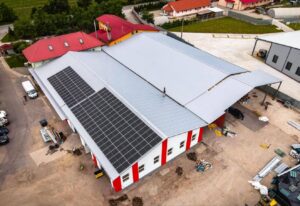 Kistokaj, raktárépület